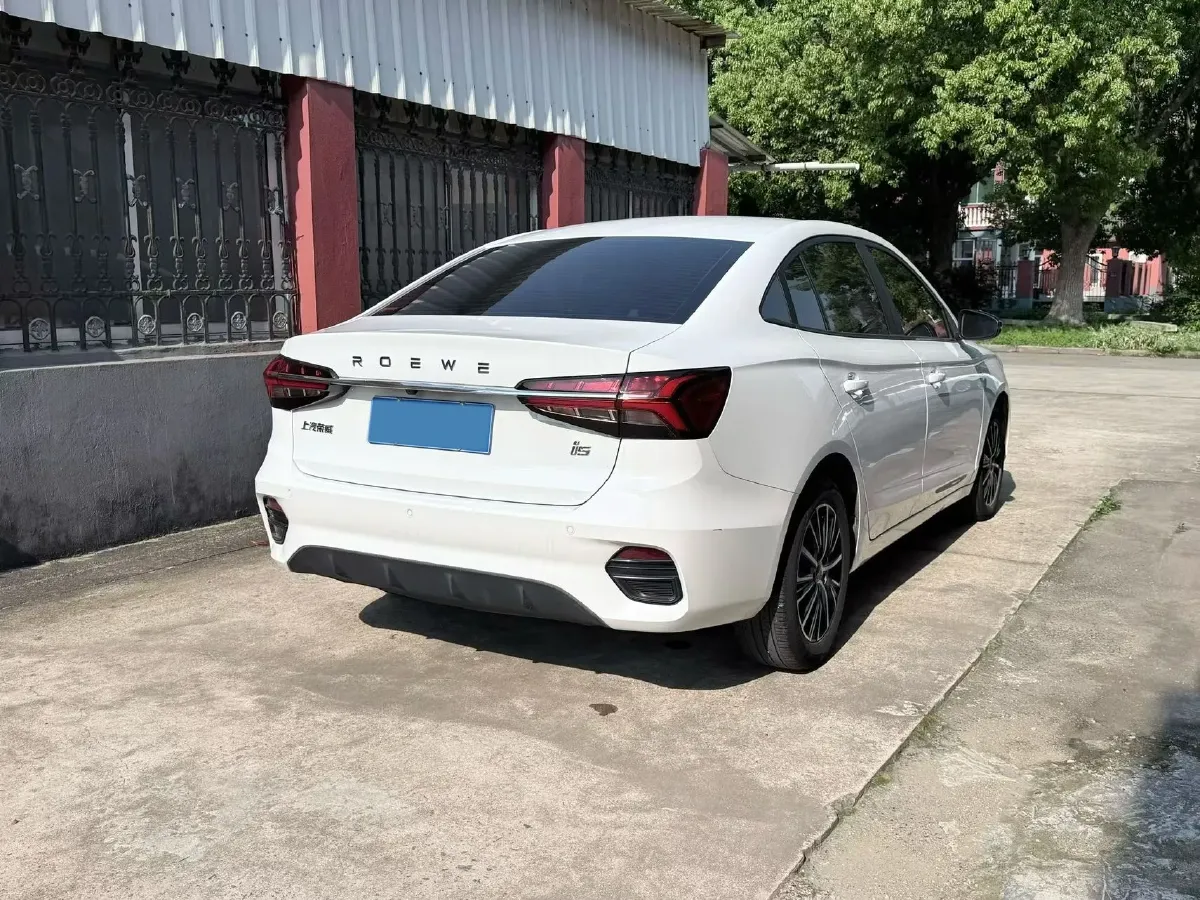 2021 Roewe i5 1.5L 120HP L4 CVT,autocango,china used car exporter,china ev exporter,chinese used car exporter,chinese used ev exporter