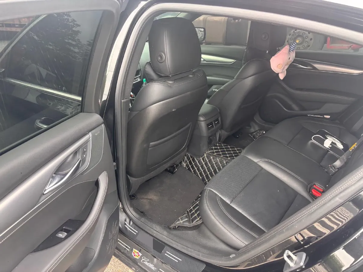 2024 Cadillac CT5 2.0T 237HP L4 10AT,autocango,china used car exporter,china ev exporter,chinese used car exporter,chinese used ev exporter