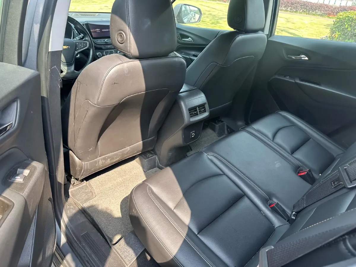 2022 Chevrolet Equinox 1.5T 169HP L4 6AT,autocango,china used car exporter,china ev exporter,chinese used car exporter,chinese used ev exporter
