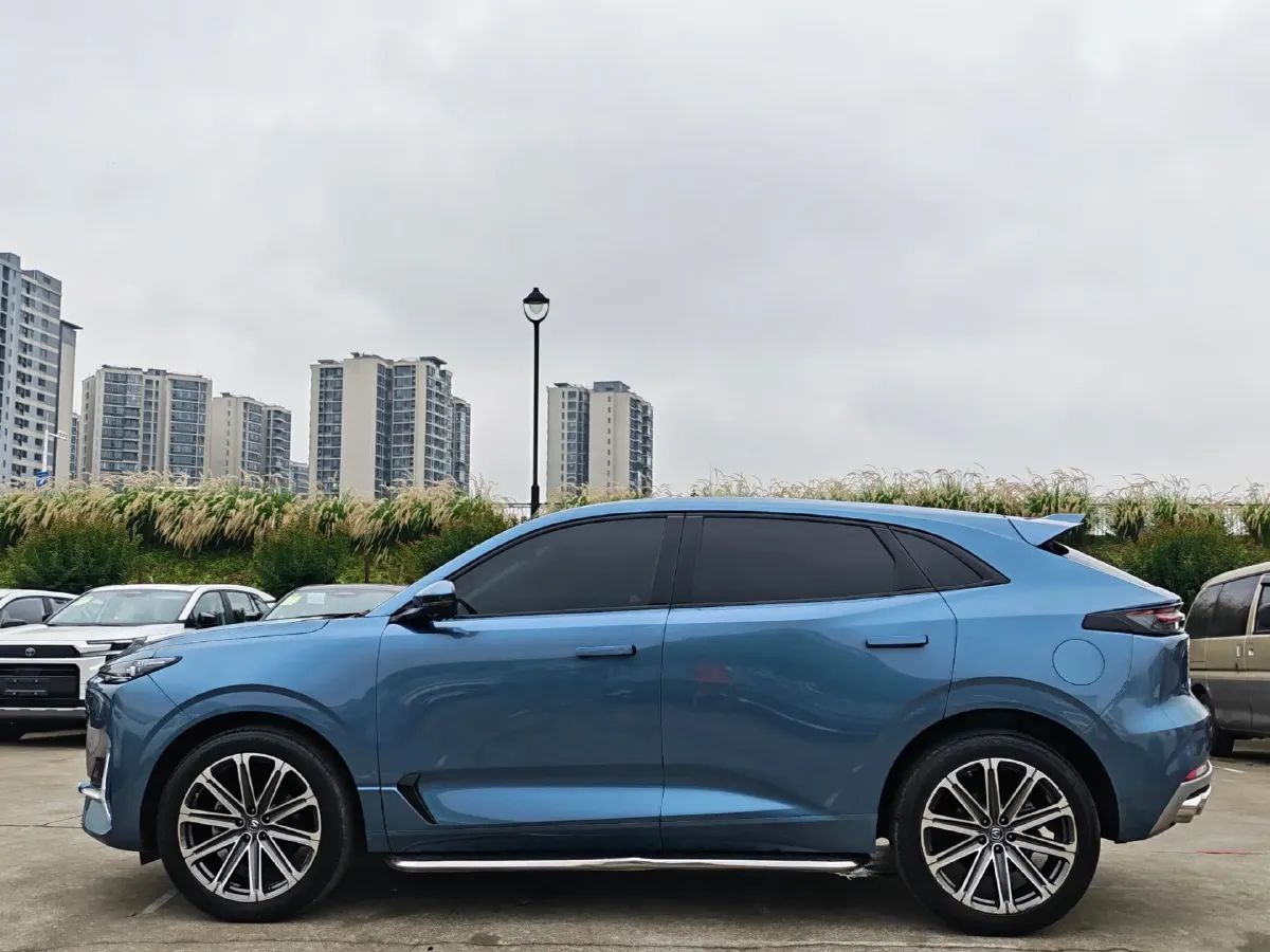 2021 ChangAn UNI-K 2.0T 233HP L4 8AT,autocango,china used car exporter,china ev exporter,chinese used car exporter,chinese used ev exporter