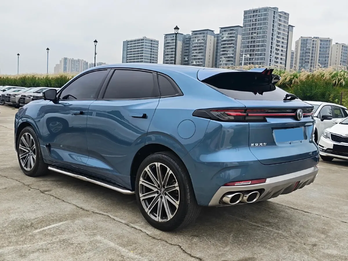 2021 ChangAn UNI-K 2.0T 233HP L4 8AT,autocango,china used car exporter,china ev exporter,chinese used car exporter,chinese used ev exporter
