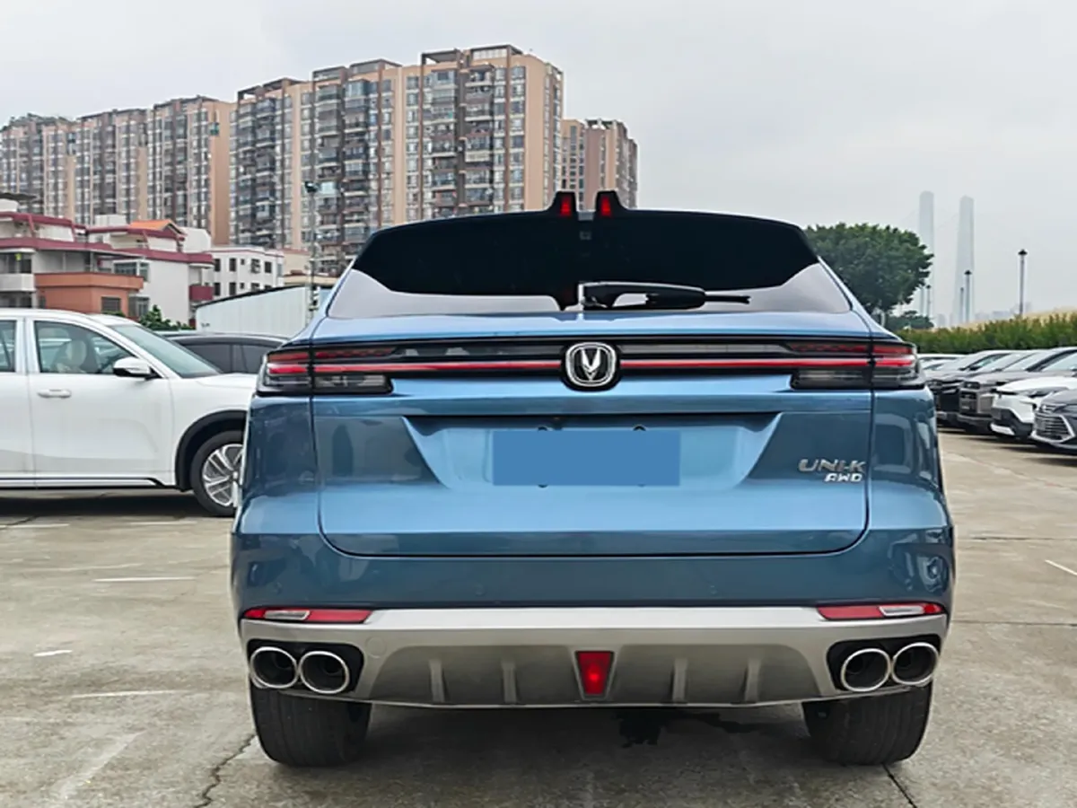 2021 ChangAn UNI-K 2.0T 233HP L4 8AT,autocango,china used car exporter,china ev exporter,chinese used car exporter,chinese used ev exporter