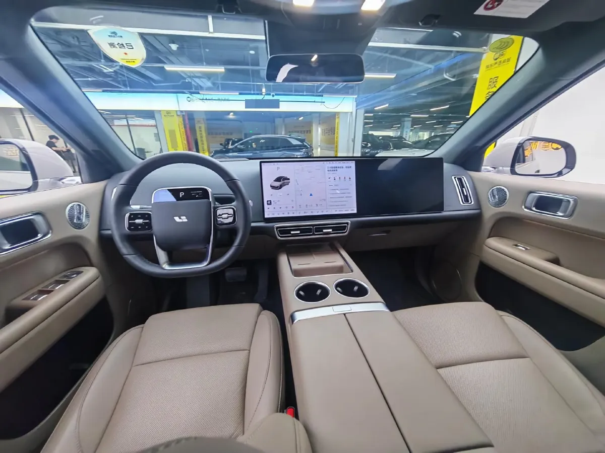 2025 Li L6 Range Extended 154HP L4 REEV,autocango,china used car exporter,china ev exporter,chinese used car exporter,chinese used ev exporter