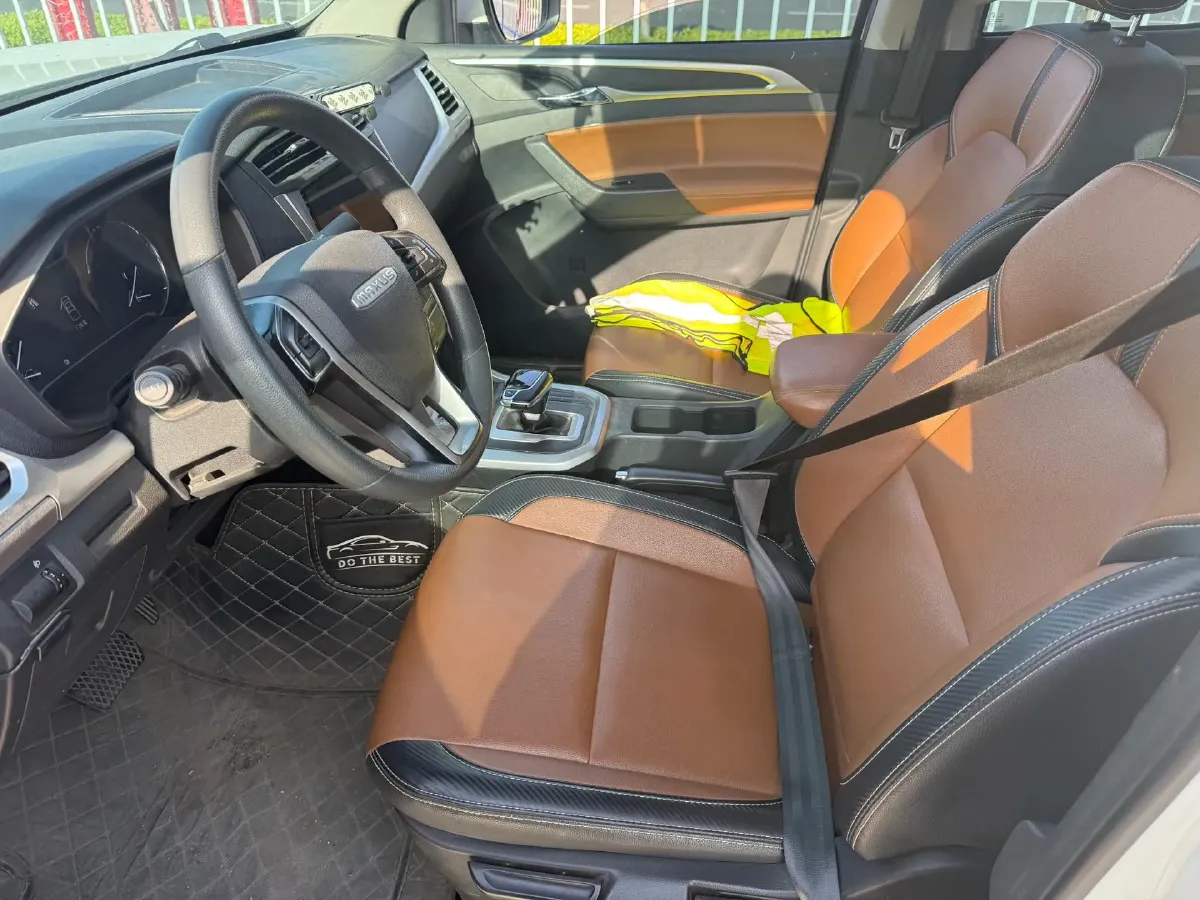 2020 MAXUS T70 2.0T 214HP L4 8AT,autocango,china used car exporter,china ev exporter,chinese used car exporter,chinese used ev exporter