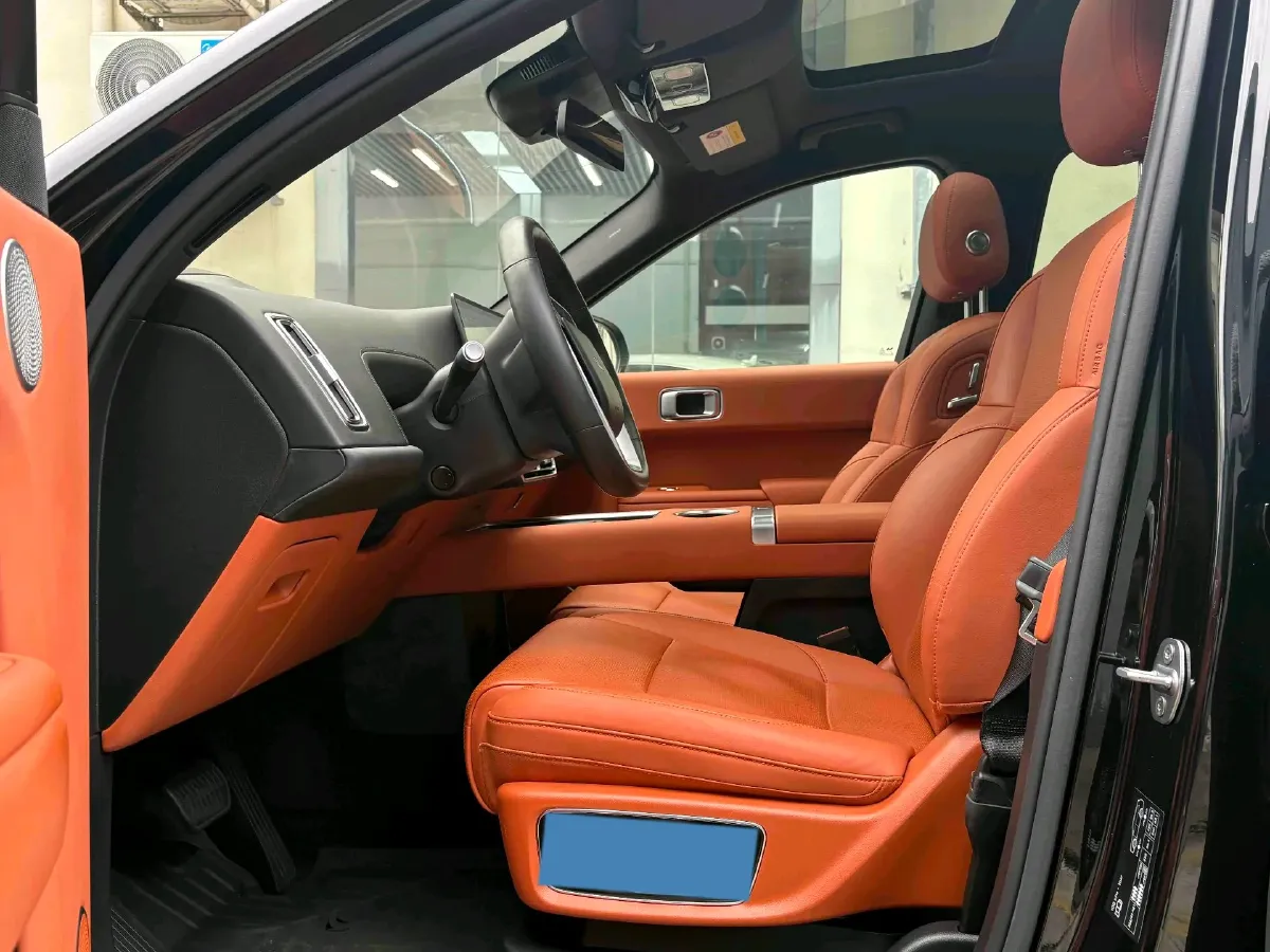 2024 Li L9 Range Extended 154HP REEV 52.3KWH,autocango,china used car exporter,china ev exporter,chinese used car exporter,chinese used ev exporter