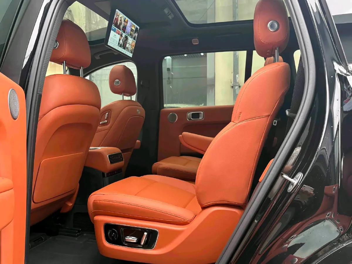 2024 Li L9 Range Extended 154HP REEV 52.3KWH,autocango,china used car exporter,china ev exporter,chinese used car exporter,chinese used ev exporter
