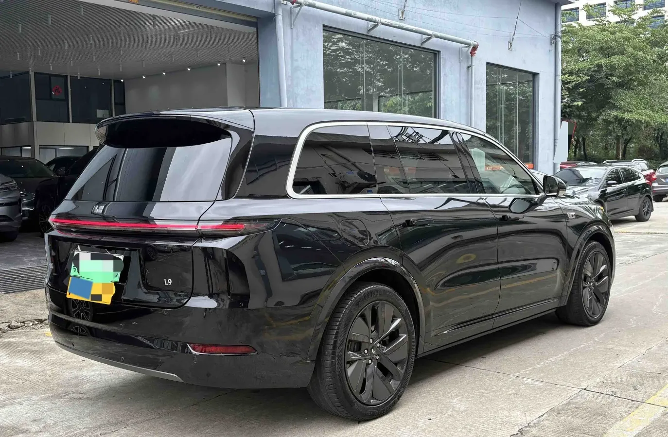 2024 Li L9 Range Extended 154HP REEV 52.3KWH,autocango,china used car exporter,china ev exporter,chinese used car exporter,chinese used ev exporter
