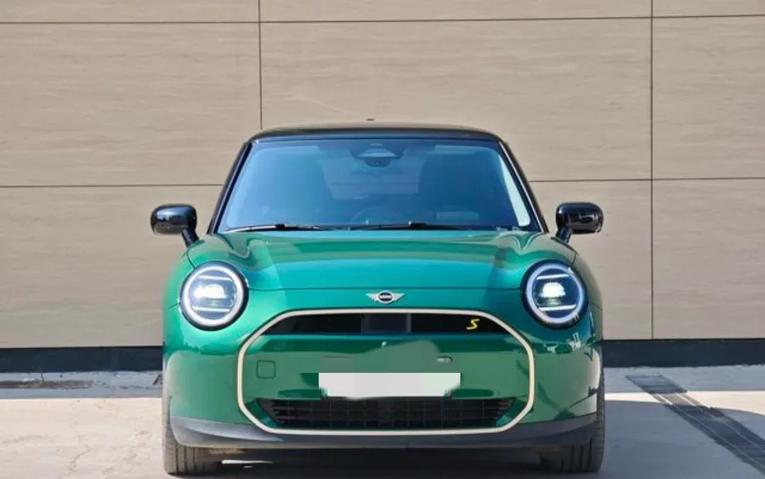 2025 MINI COOPER BEV,autocango,china used car exporter,china ev exporter,chinese used car exporter,chinese used ev exporter