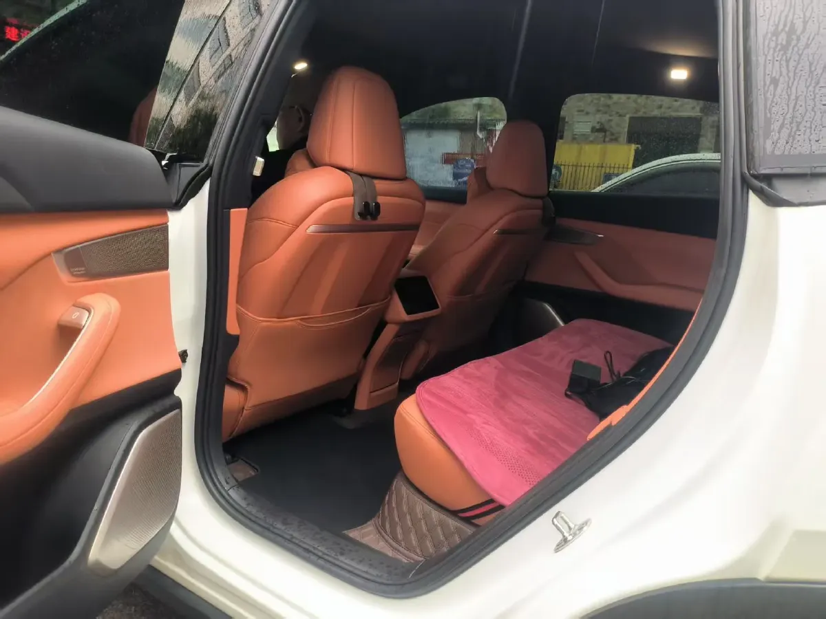 2024 ONVO L60 BEV 60KWH,autocango,china used car exporter,china ev exporter,chinese used car exporter,chinese used ev exporter