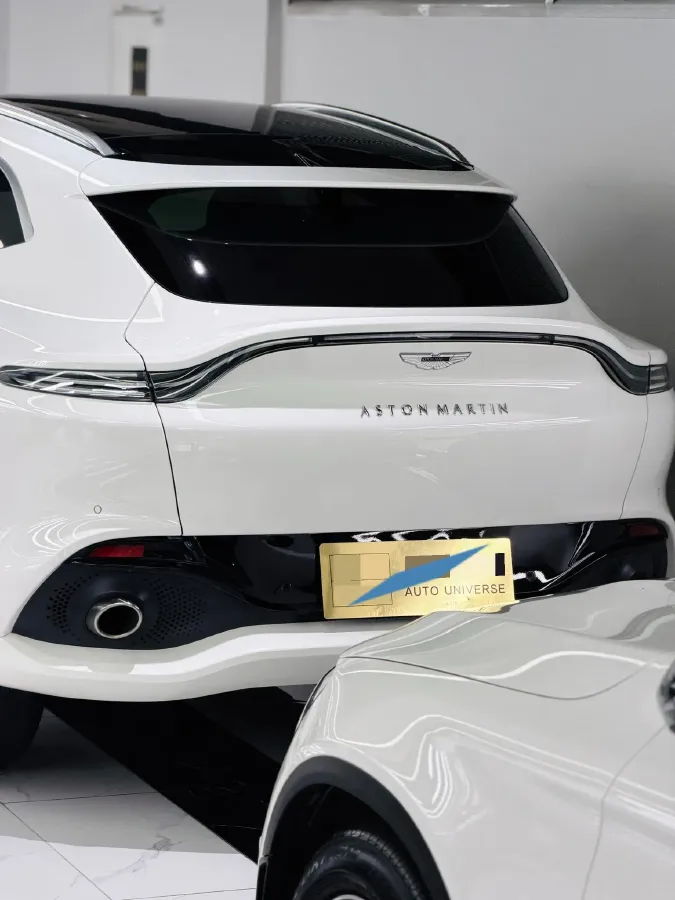 2021 Aston Martin DBX 4.0T 550HP V8 9AT,autocango,china used car exporter,china ev exporter,chinese used car exporter,chinese used ev exporter