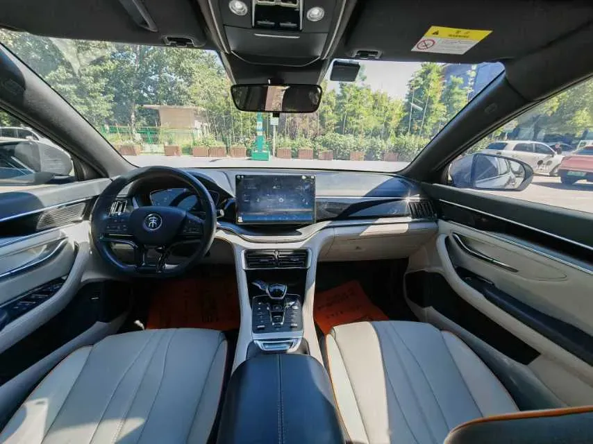 2022 Geely JiaJi 1.5T 177HP L3 7DCT PHEV 15.5KWH,autocango,china used car exporter,china ev exporter,chinese used car exporter,chinese used ev exporter