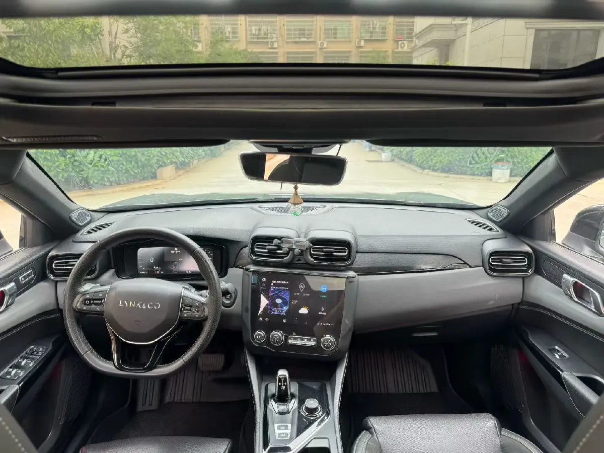 2021 LYNK&CO 03 2.0T 190HP L4 6AT,autocango,china used car exporter,china ev exporter,chinese used car exporter,chinese used ev exporter