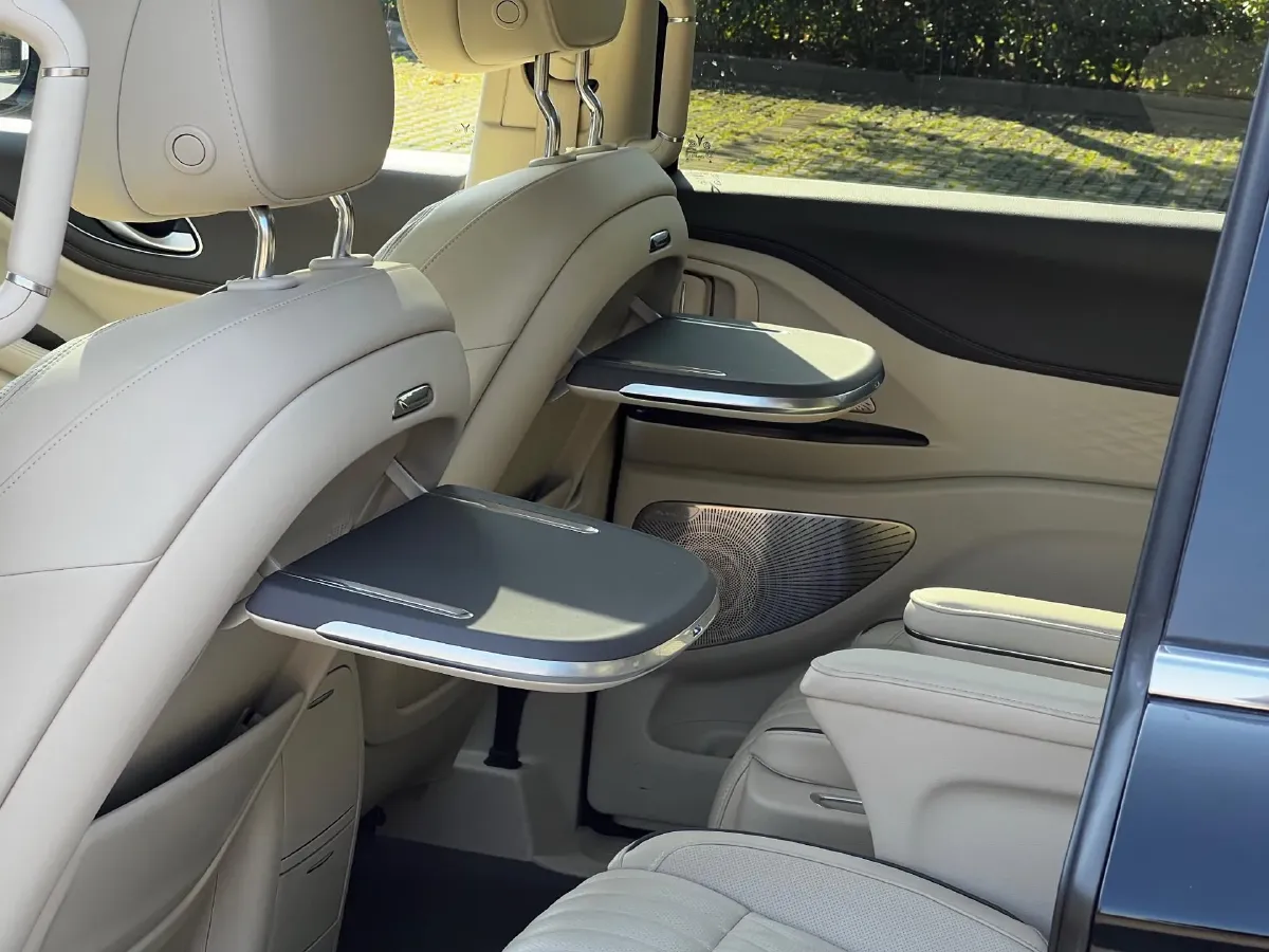 2022 Voyah Dream BEV 108.7KWH,autocango,china used car exporter,china ev exporter,chinese used car exporter,chinese used ev exporter