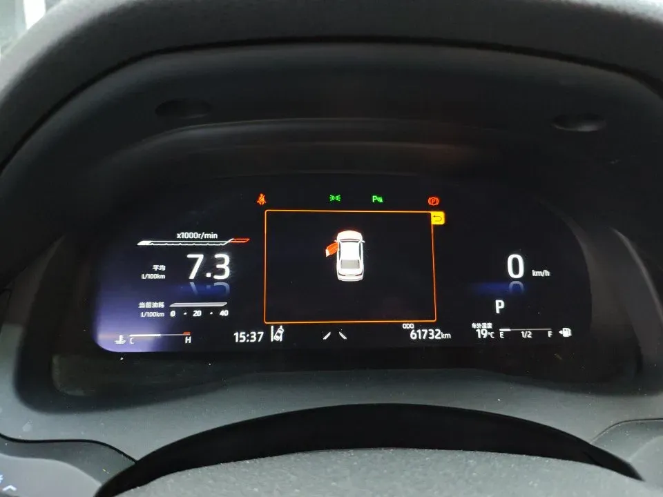 2021 Toyota Camry 2.5L 209HP L4 8AT,autocango,china used car exporter,china ev exporter,chinese used car exporter,chinese used ev exporter