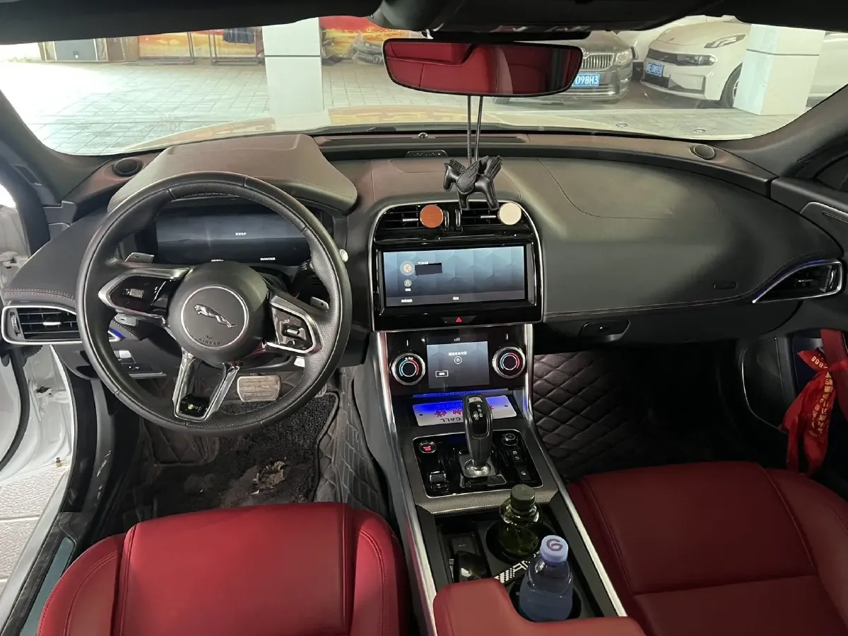 2023 Jaguar XEL 2.0T 250HP L4 8AT,autocango,china used car exporter,china ev exporter,chinese used car exporter,chinese used ev exporter