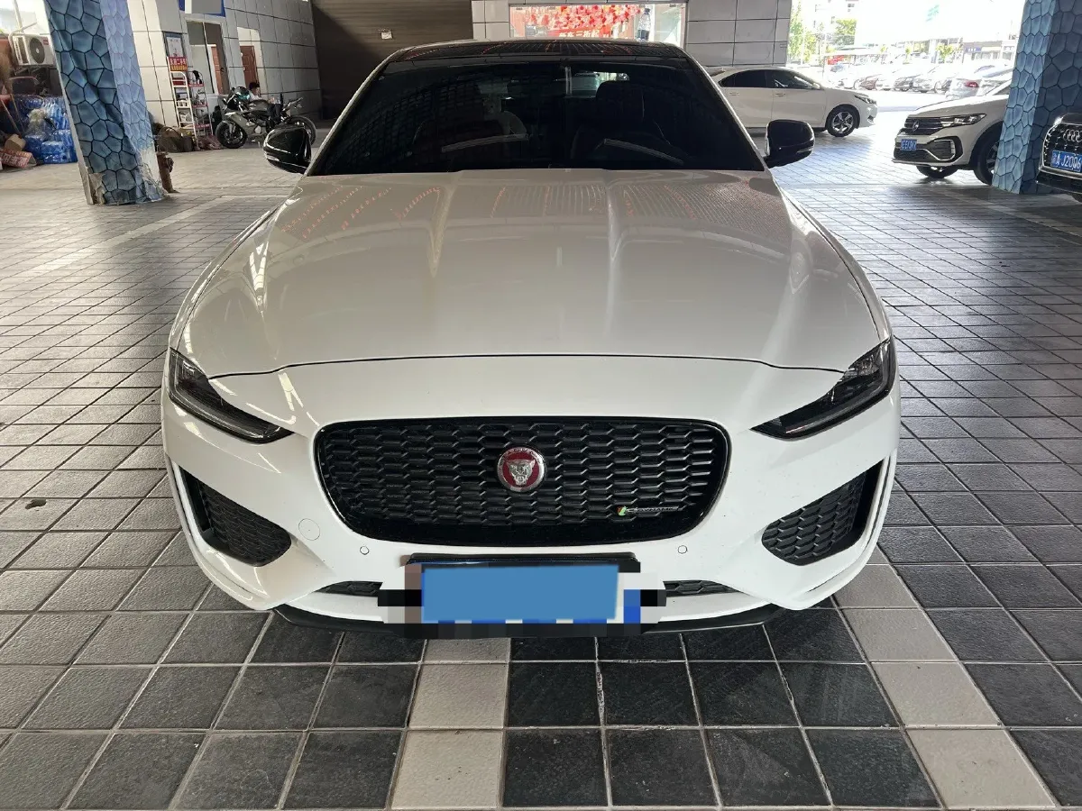 2023 Jaguar XEL 2.0T 250HP L4 8AT,autocango,china used car exporter,china ev exporter,chinese used car exporter,chinese used ev exporter