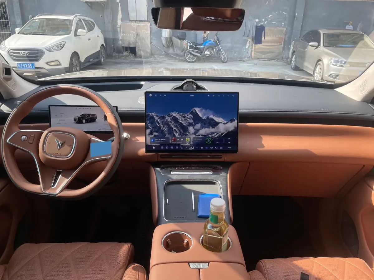 2026 Voyah TaiShan 1.5T 150HP L4 PHEV,autocango,china used car exporter,china ev exporter,chinese used car exporter,chinese used ev exporter