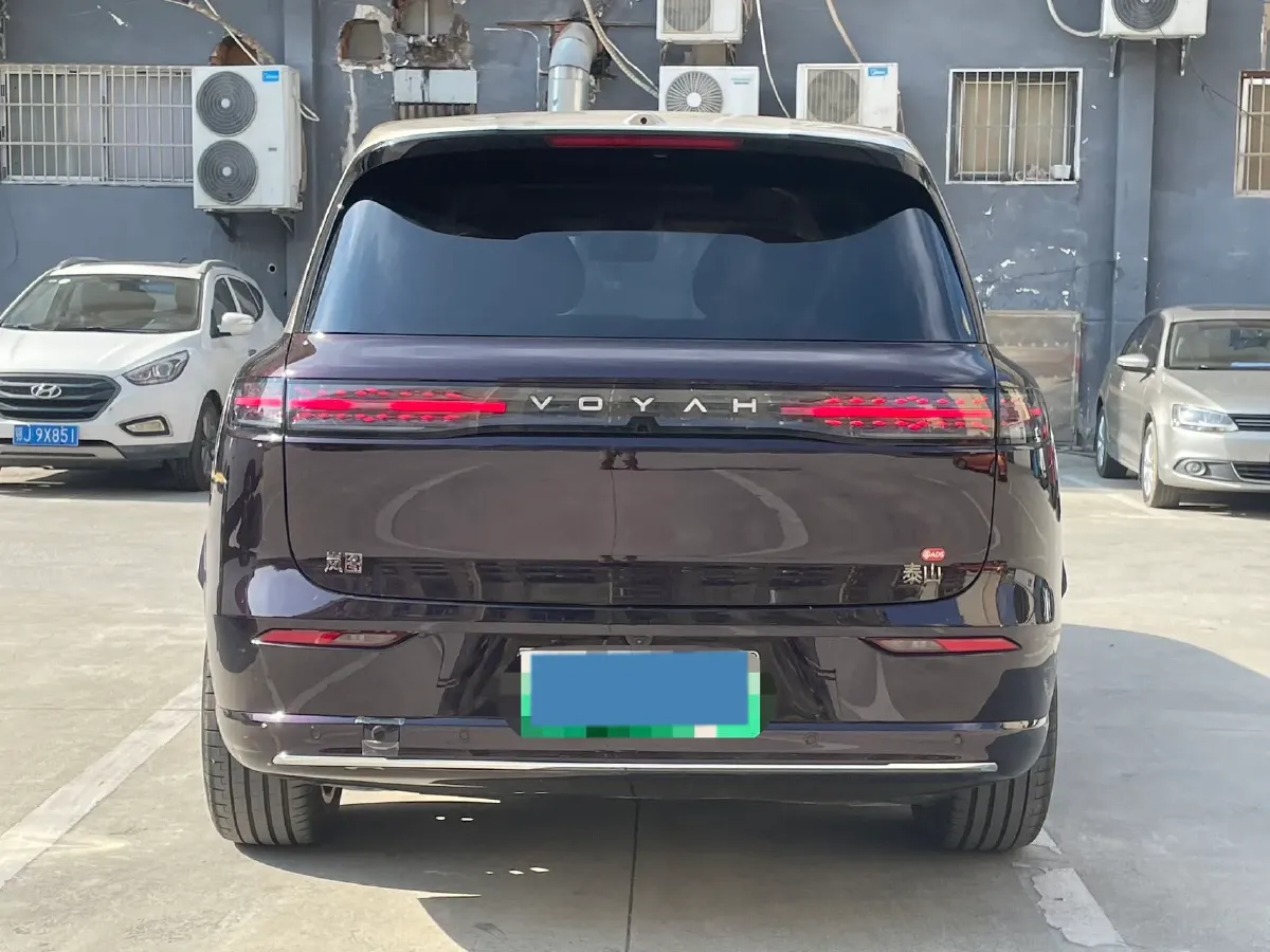 2026 Voyah TaiShan 1.5T 150HP L4 PHEV,autocango,china used car exporter,china ev exporter,chinese used car exporter,chinese used ev exporter