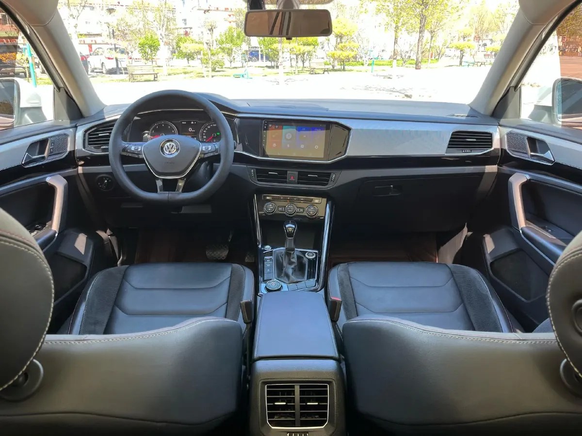 2019 Volkswagen Tayron 2.0T 186HP L4 7DCT,autocango,china used car exporter,china ev exporter,chinese used car exporter,chinese used ev exporter