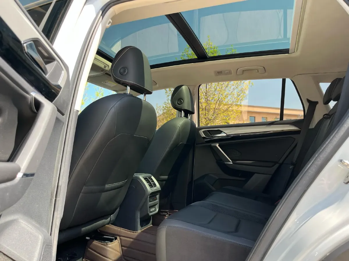 2019 Volkswagen Tayron 2.0T 186HP L4 7DCT,autocango,china used car exporter,china ev exporter,chinese used car exporter,chinese used ev exporter