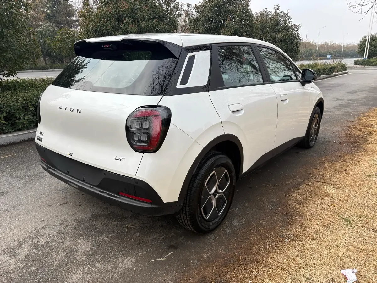 2025 Aion AION UT BEV,autocango,china used car exporter,china ev exporter,chinese used car exporter,chinese used ev exporter