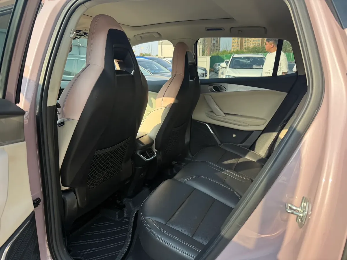 2020 LYNK&CO 06 1.5T 177HP L3 7DCT,autocango,china used car exporter,china ev exporter,chinese used car exporter,chinese used ev exporter