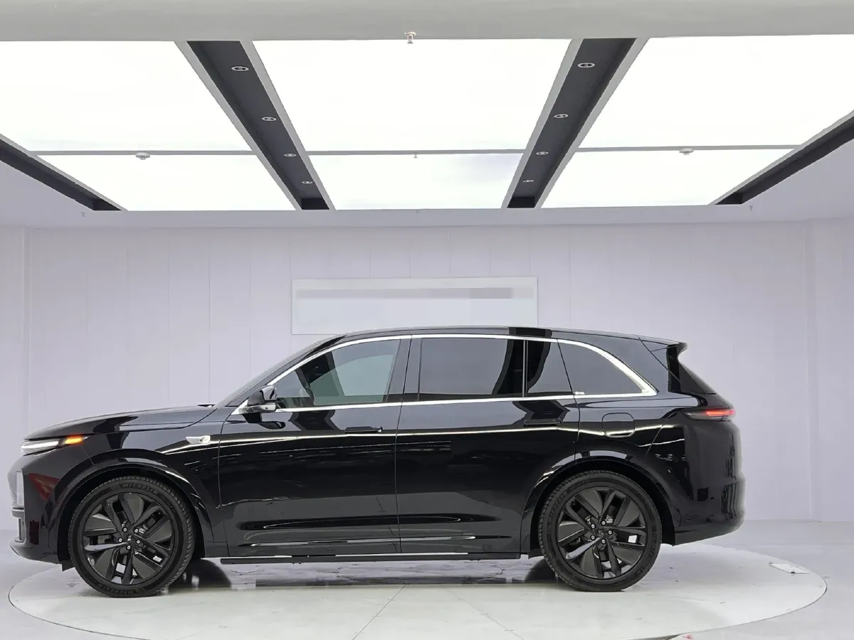 2023 Li L7 Range Extended 154HP REEV 40.9KWH,autocango,china used car exporter,china ev exporter,chinese used car exporter,chinese used ev exporter