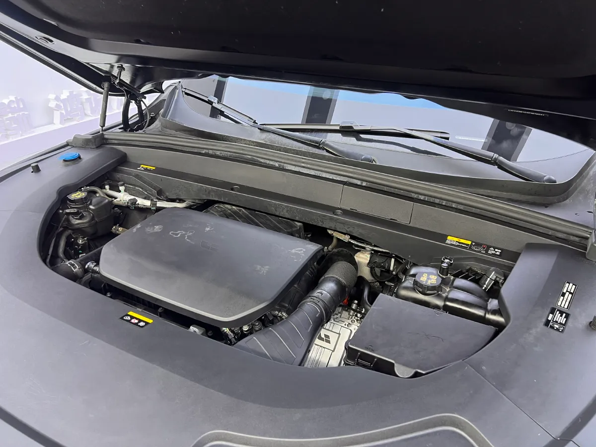 2023 Li L7 Range Extended 154HP REEV 40.9KWH,autocango,china used car exporter,china ev exporter,chinese used car exporter,chinese used ev exporter