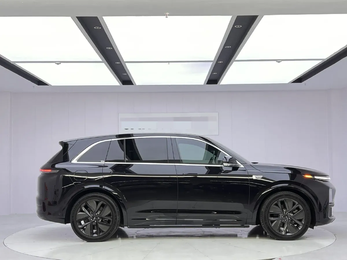 2023 Li L7 Range Extended 154HP REEV 40.9KWH,autocango,china used car exporter,china ev exporter,chinese used car exporter,chinese used ev exporter