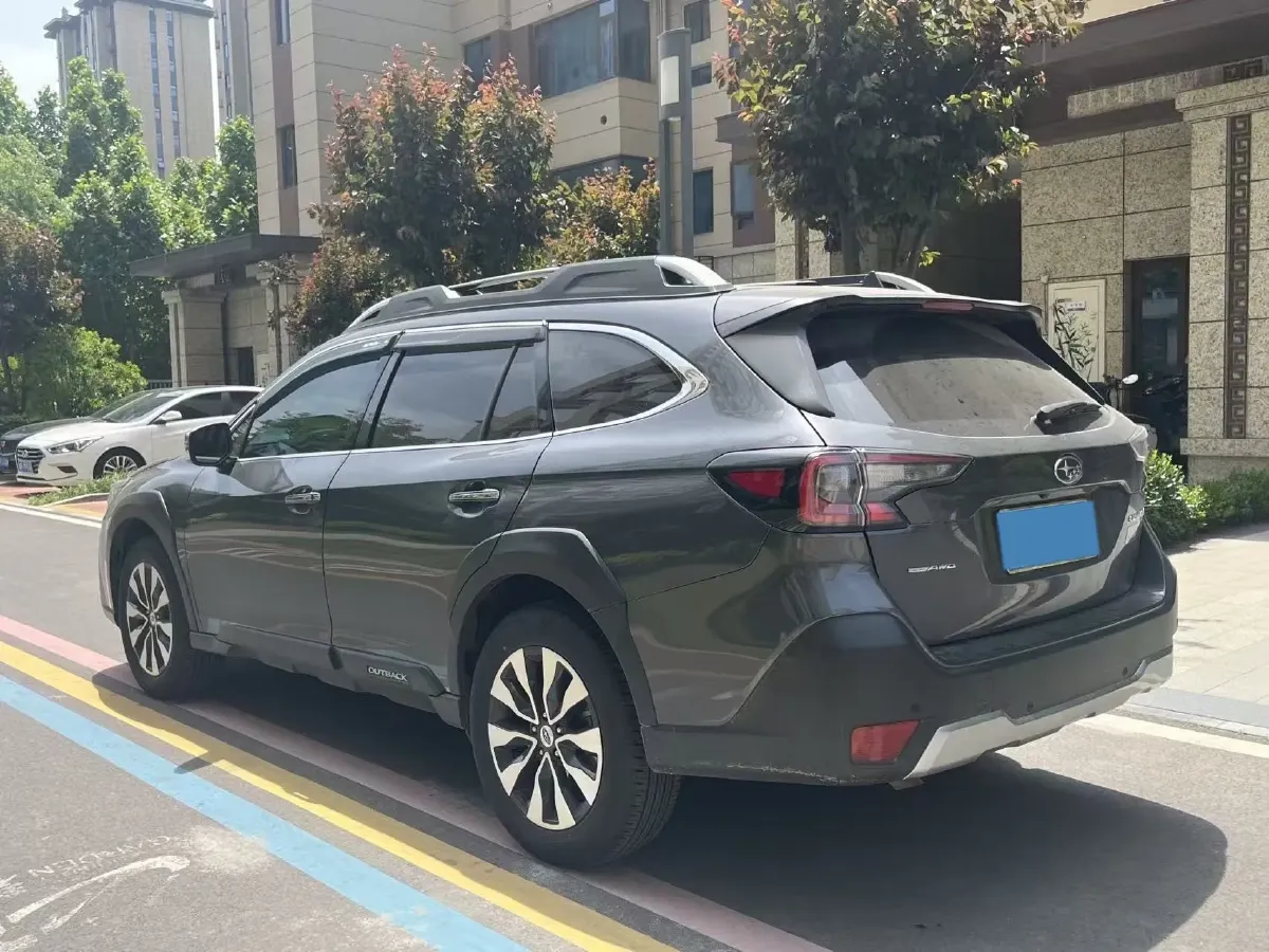 2023 Subaru Outback 2.5L 169HP H4 CVT,autocango,china used car exporter,china ev exporter,chinese used car exporter,chinese used ev exporter