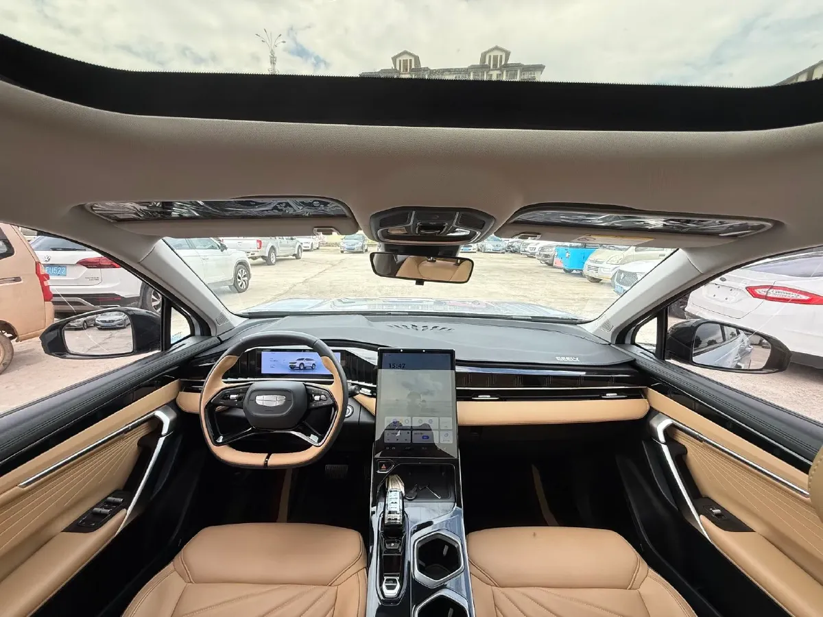 2023 Geely StarRay 1.5T 181HP L4 7DCT,autocango,china used car exporter,china ev exporter,chinese used car exporter,chinese used ev exporter