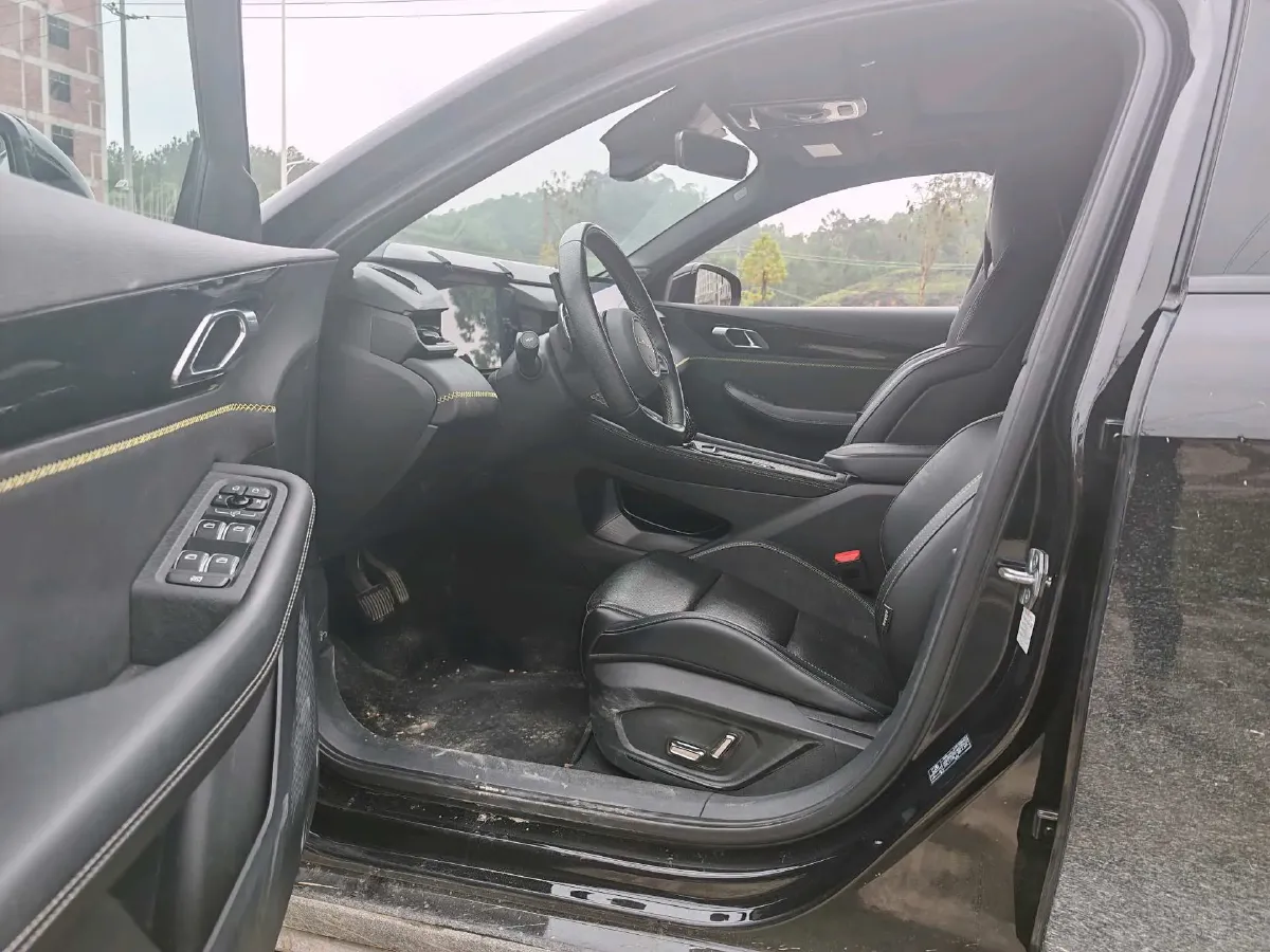 2023 LYNK&CO 03 2.0T 254HP L4 7DCT,autocango,china used car exporter,china ev exporter,chinese used car exporter,chinese used ev exporter