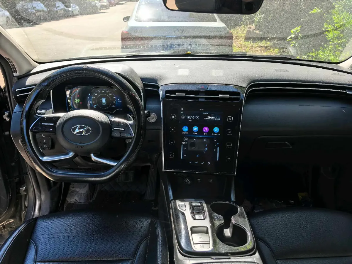 2021 Hyundai Tucson 1.5T 200HP L4 7DCT,autocango,china used car exporter,china ev exporter,chinese used car exporter,chinese used ev exporter