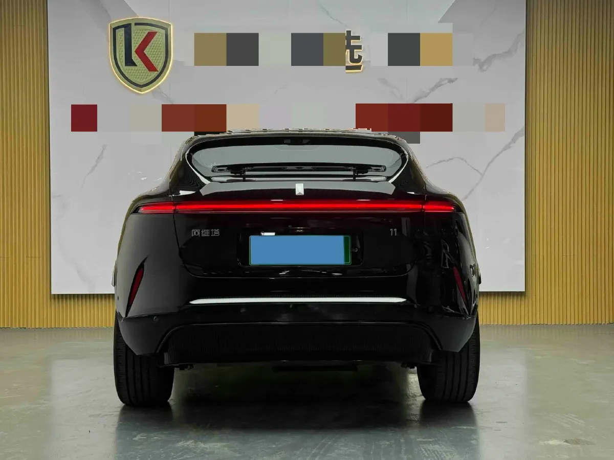 2025 Avatr 11 1.5T 156HP L4 REEV 39.05KWH,autocango,china used car exporter,china ev exporter,chinese used car exporter,chinese used ev exporter