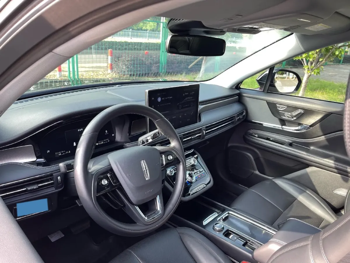 2021 Lincoln Corsair 2.0T 245HP L4 8AT,autocango,china used car exporter,china ev exporter,chinese used car exporter,chinese used ev exporter