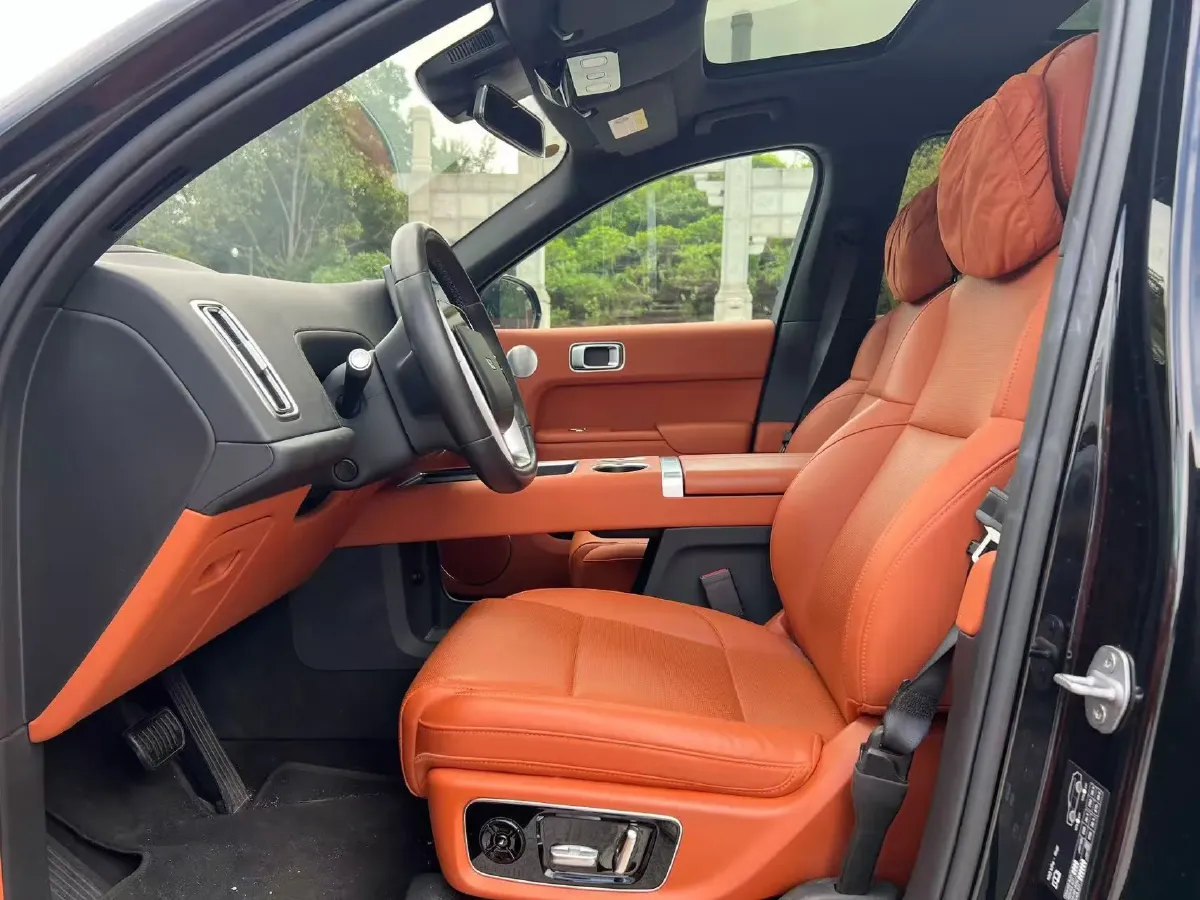 2023 Li L8 Range Extended 154HP REEV 40.9KWH,autocango,china used car exporter,china ev exporter,chinese used car exporter,chinese used ev exporter