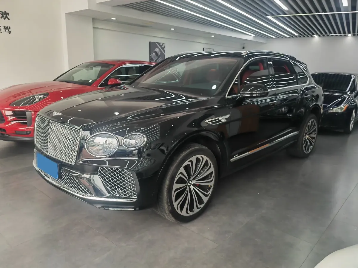 2021 Bentley Bentayga 4.0T 550HP V8 8AT,autocango,china used car exporter,china ev exporter,chinese used car exporter,chinese used ev exporter