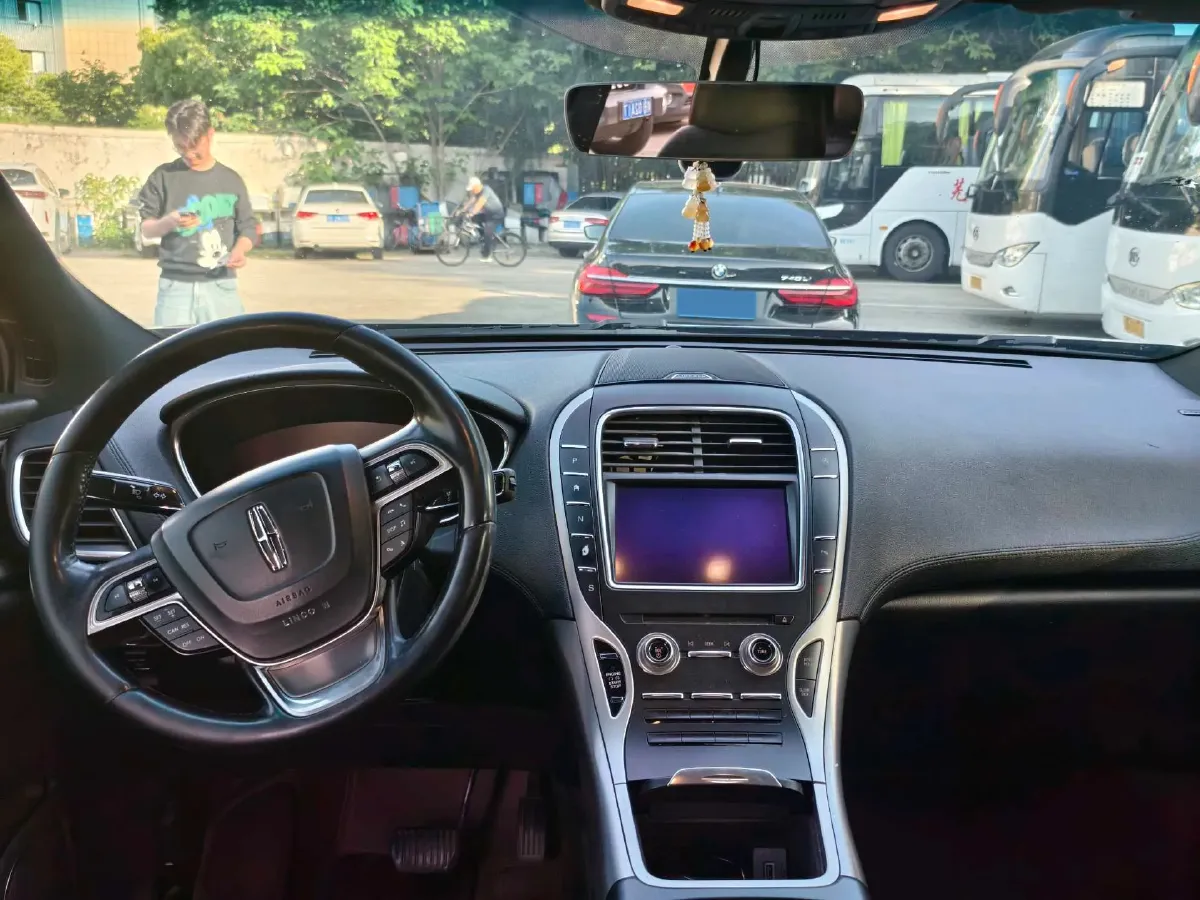 2019 Lincoln Nautilus 2.0T 224HP L4 8AT,autocango,china used car exporter,china ev exporter,chinese used car exporter,chinese used ev exporter