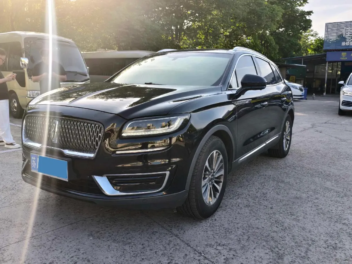 2019 Lincoln Nautilus 2.0T 224HP L4 8AT,autocango,china used car exporter,china ev exporter,chinese used car exporter,chinese used ev exporter