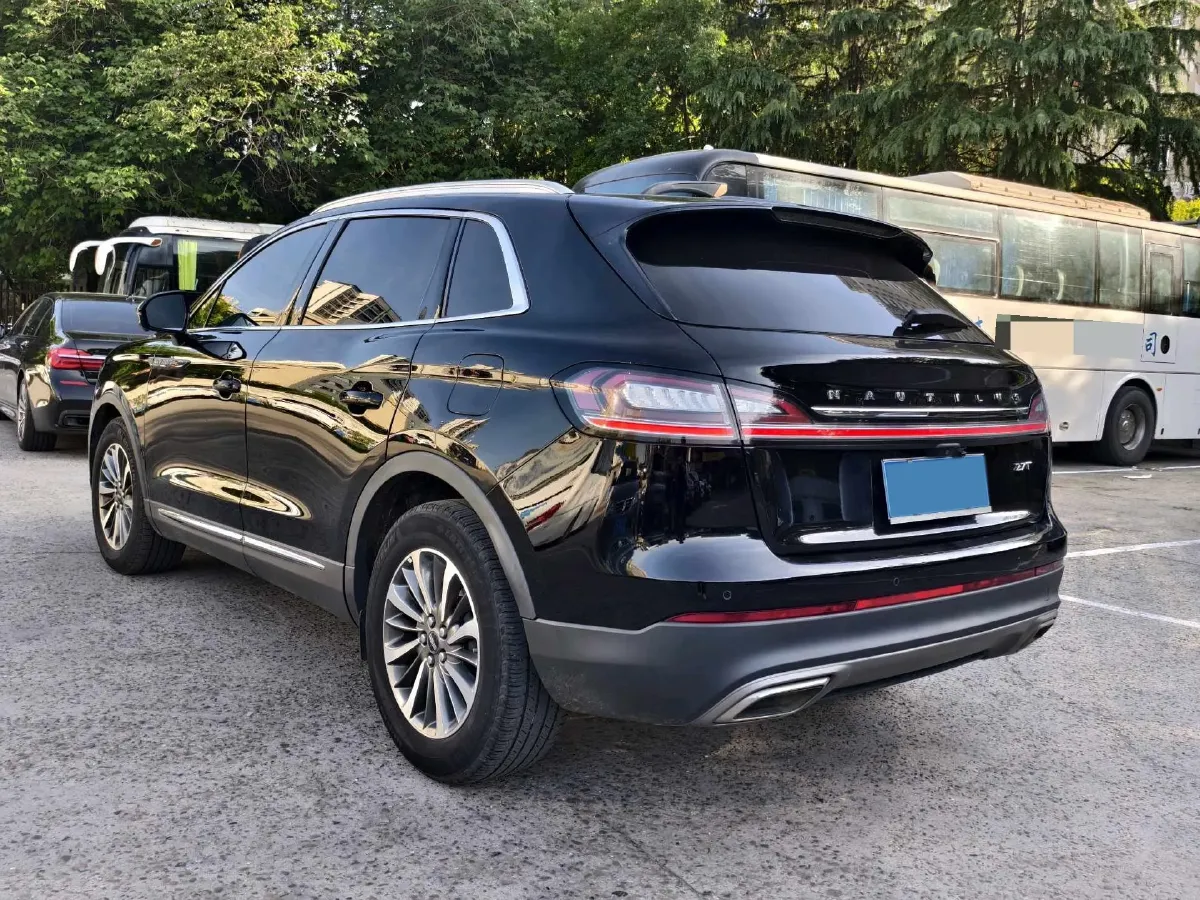 2019 Lincoln Nautilus 2.0T 224HP L4 8AT,autocango,china used car exporter,china ev exporter,chinese used car exporter,chinese used ev exporter