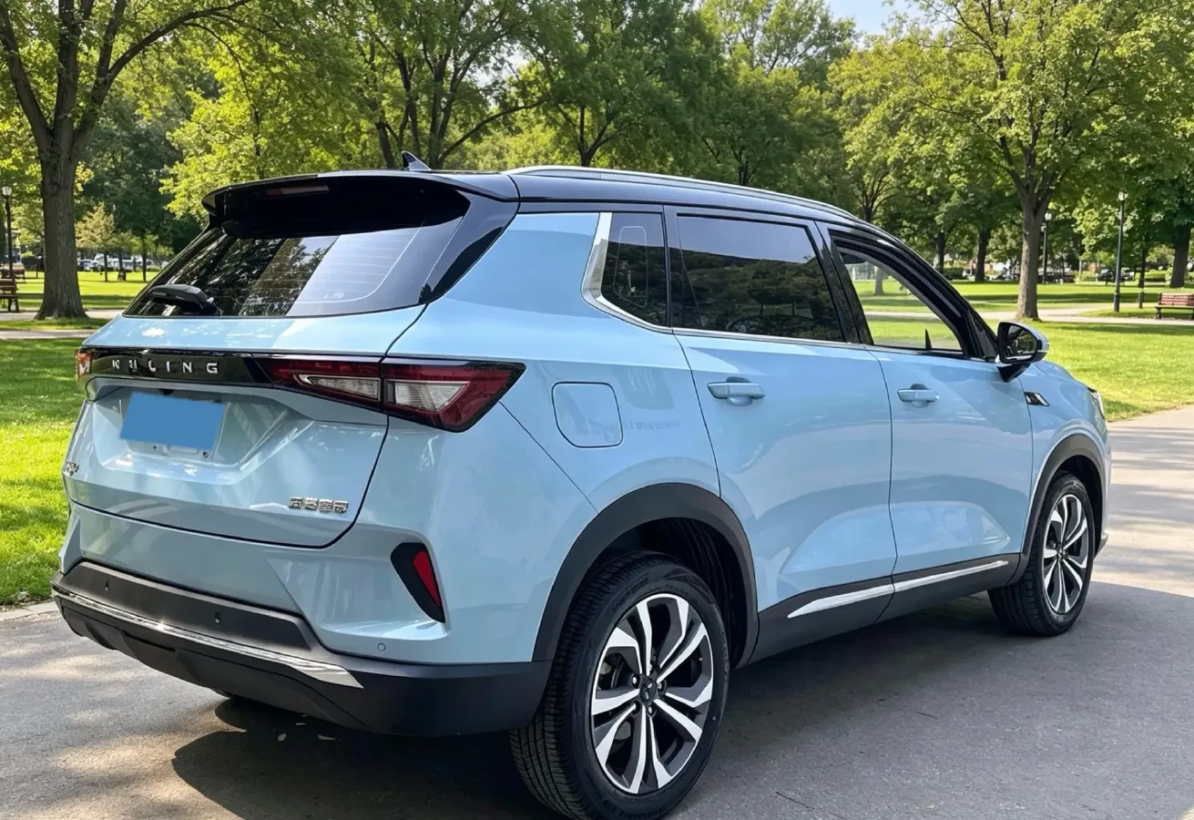 2021 WuLing XingChen 1.5T 147HP L4 CVT,autocango,china used car exporter,china ev exporter,chinese used car exporter,chinese used ev exporter