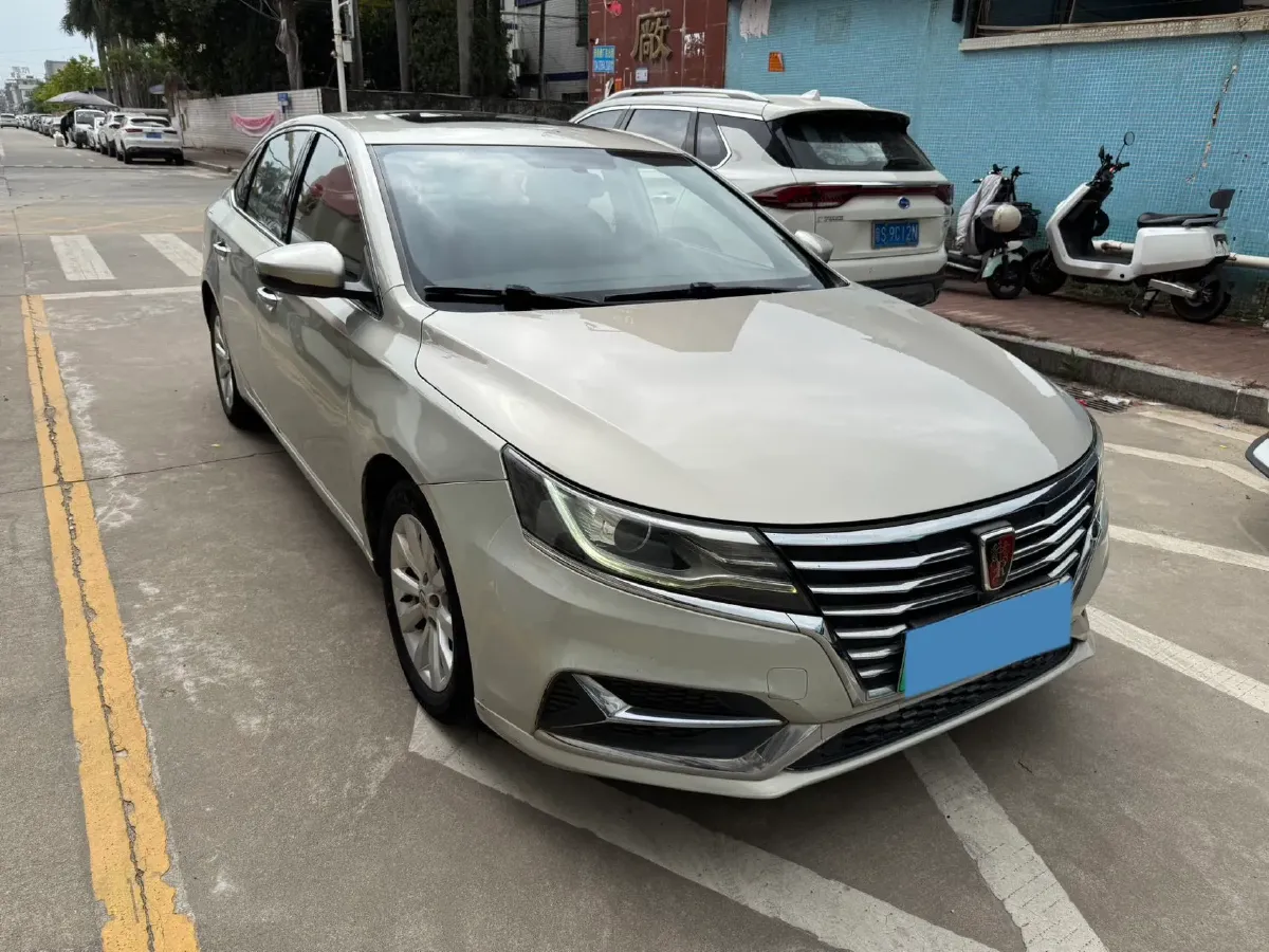 2017 Roewe i6 1.0T 125HP L3 2AT PHEV,autocango,china used car exporter,china ev exporter,chinese used car exporter,chinese used ev exporter