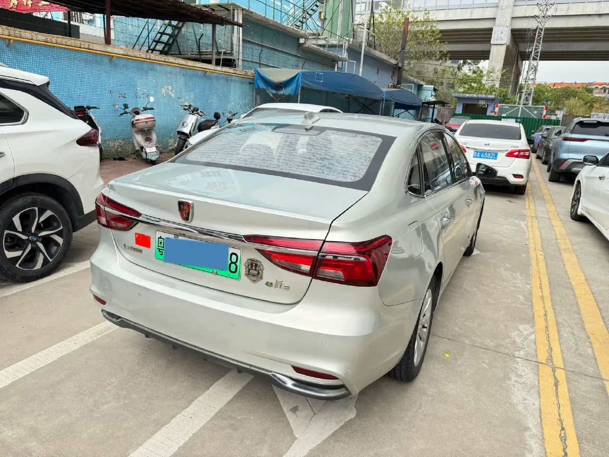 2017 Roewe i6 1.0T 125HP L3 2AT PHEV,autocango,china used car exporter,china ev exporter,chinese used car exporter,chinese used ev exporter