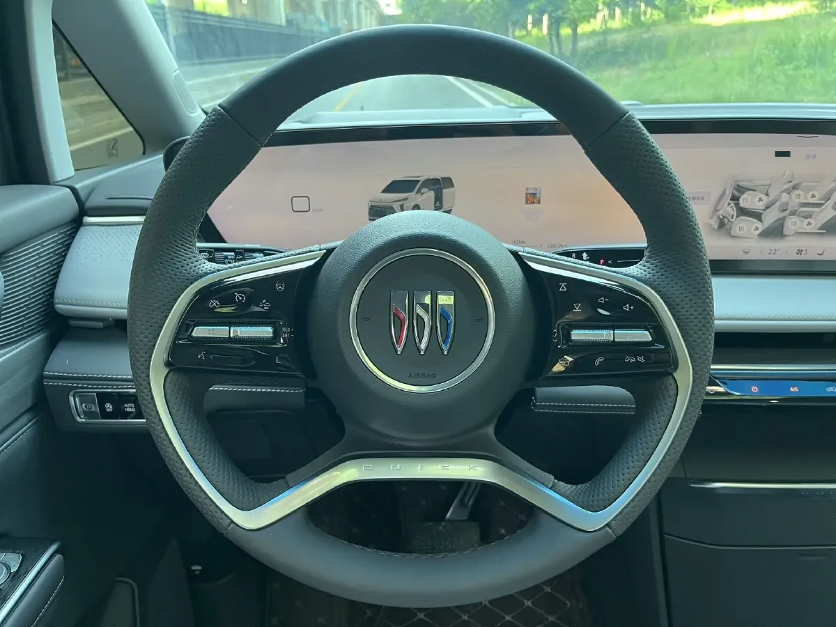 2025 Buick GL8 2.0T 237HP L4 9AT,autocango,china used car exporter,china ev exporter,chinese used car exporter,chinese used ev exporter