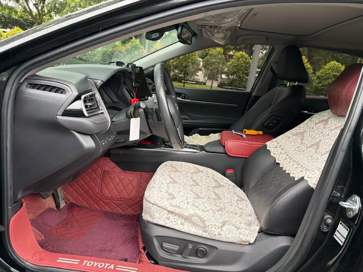 2021 Toyota Camry 2.5L 209HP L4 8AT,autocango,china used car exporter,china ev exporter,chinese used car exporter,chinese used ev exporter