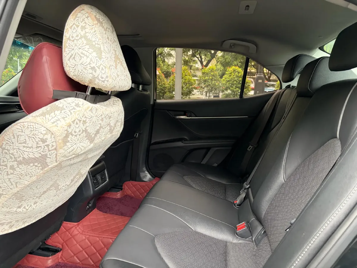 2021 Toyota Camry 2.5L 209HP L4 8AT,autocango,china used car exporter,china ev exporter,chinese used car exporter,chinese used ev exporter