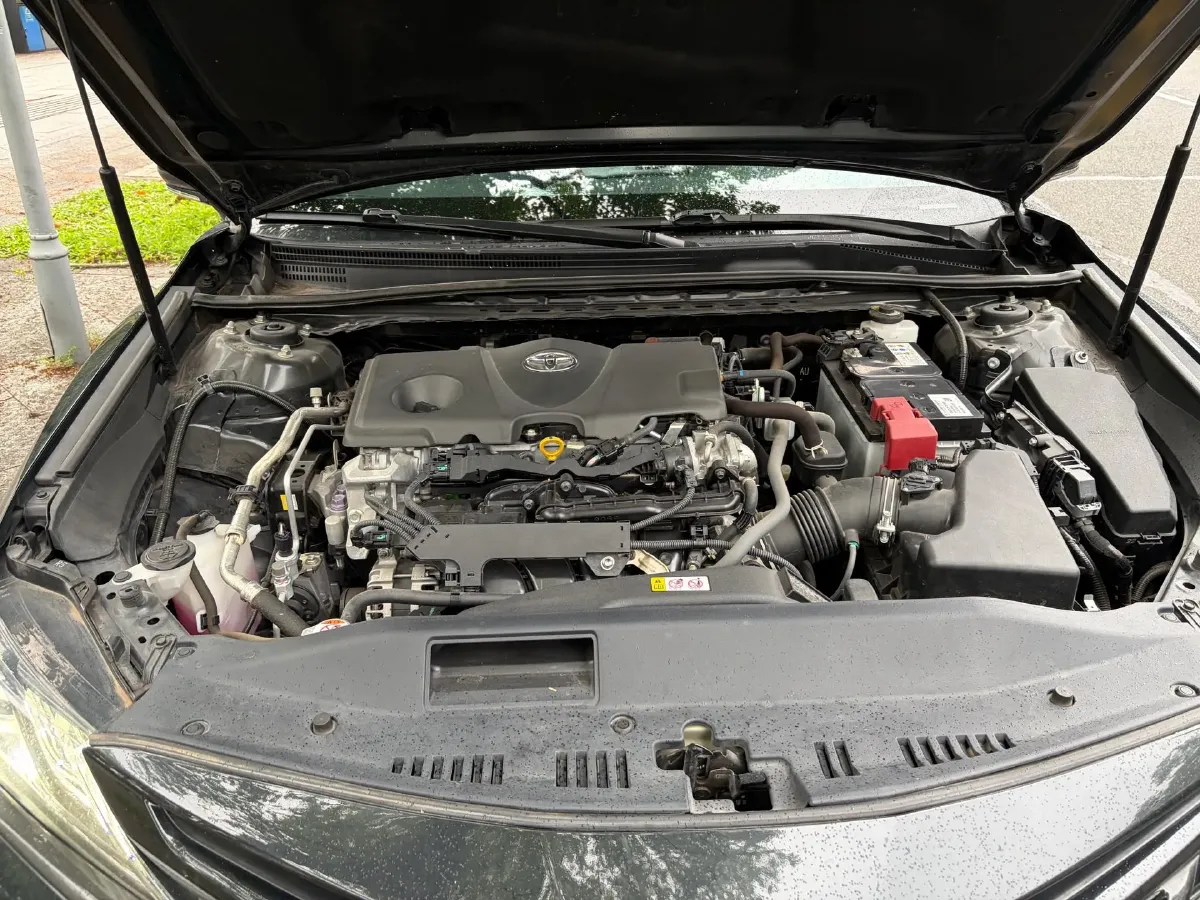 2021 Toyota Camry 2.5L 209HP L4 8AT,autocango,china used car exporter,china ev exporter,chinese used car exporter,chinese used ev exporter