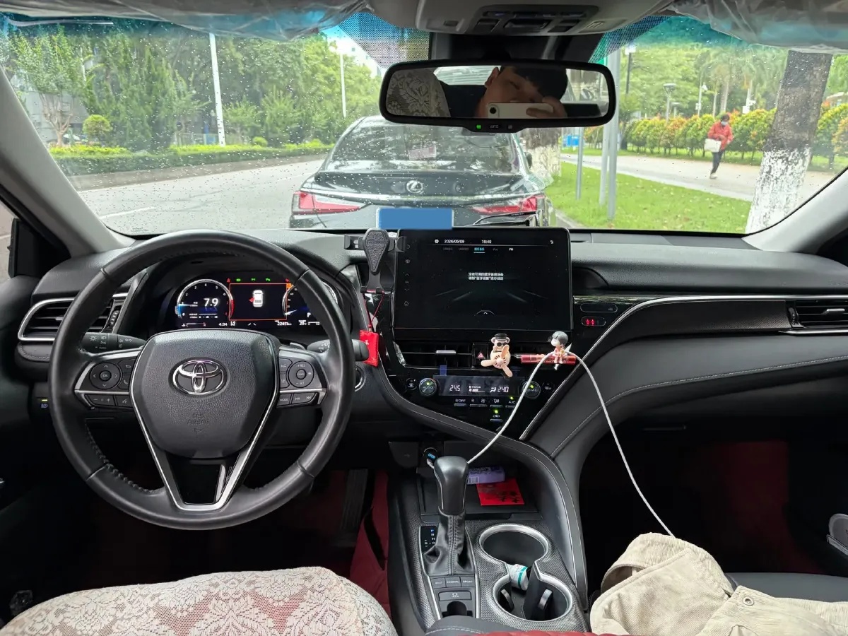 2021 Toyota Camry 2.5L 209HP L4 8AT,autocango,china used car exporter,china ev exporter,chinese used car exporter,chinese used ev exporter