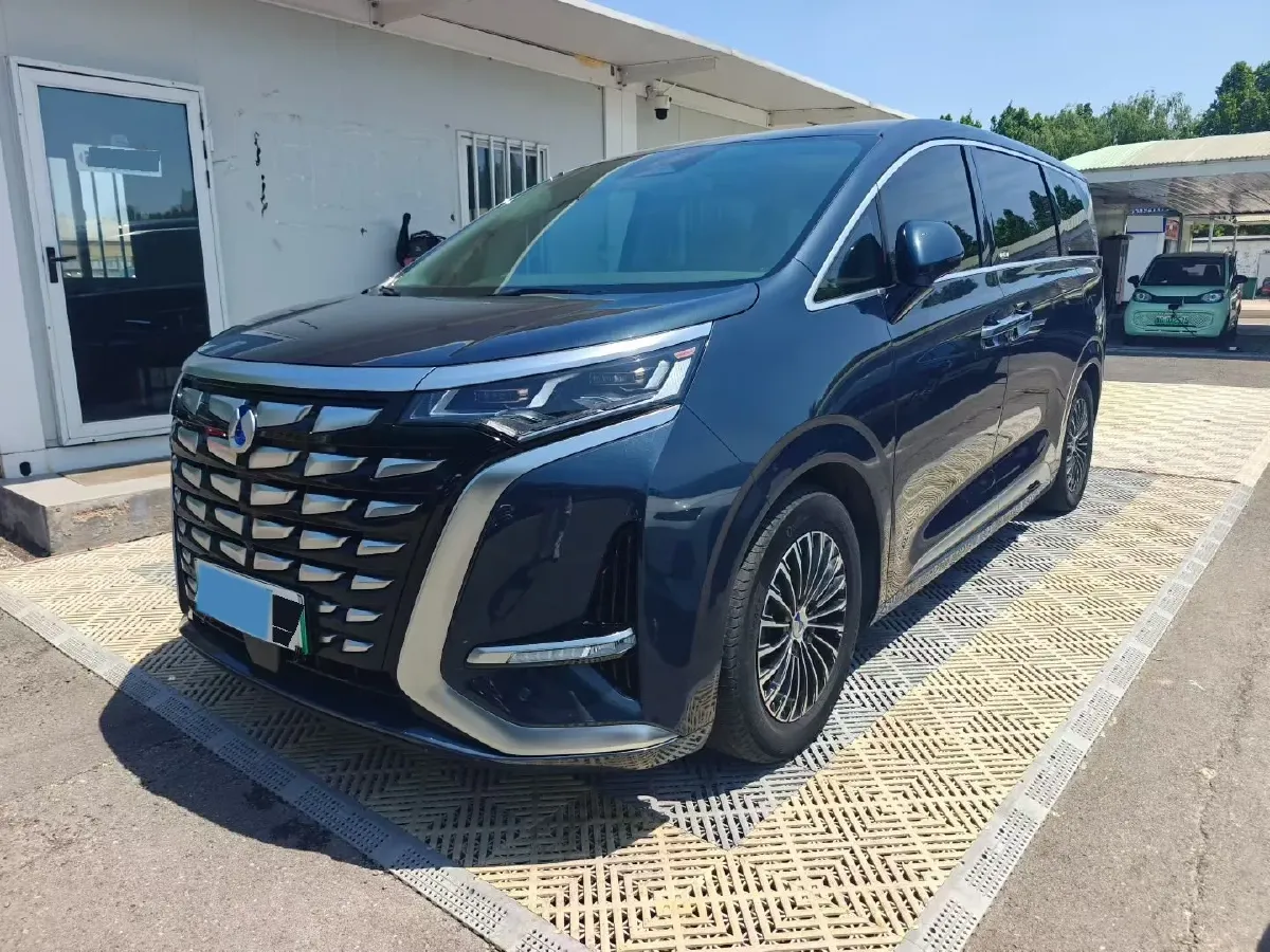 2022 HongQi HS7 3.0T 337HP V6 8AT,autocango,china used car exporter,china ev exporter,chinese used car exporter,chinese used ev exporter