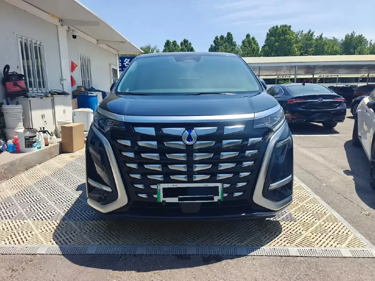 2022 HongQi HS7 3.0T 337HP V6 8AT,autocango,china used car exporter,china ev exporter,chinese used car exporter,chinese used ev exporter